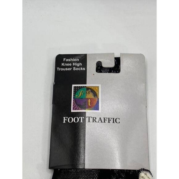 FOOT TRAFFIC Women's Ivory-Black Lace Colorblock Knee High Trouser Socks SZ OS - Picture 4 of 7